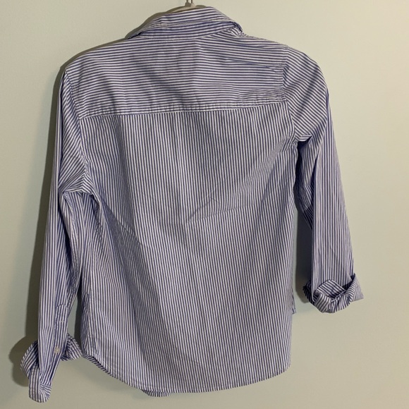 A&F Blue Pinstriped Button Down Shirt - Picture 2 of 3